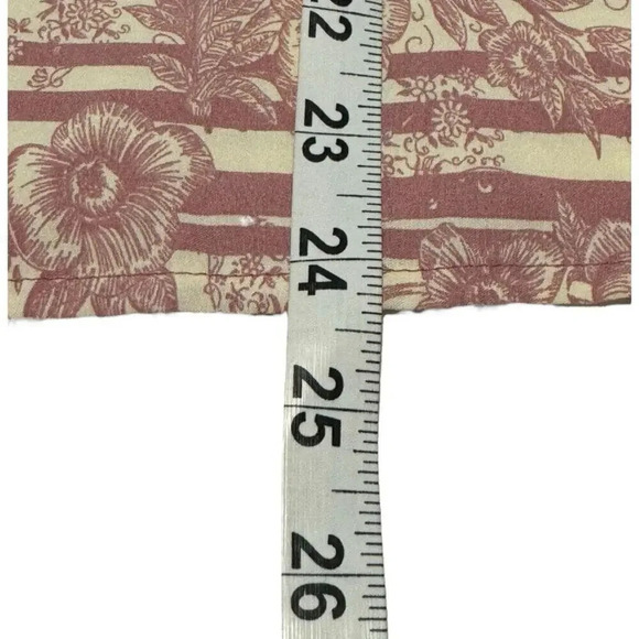 NEW LuLaRoe Amy Medium Pink‎ Floral Lightweight Button Front Dolman Top NWT - Picture 6 of 8